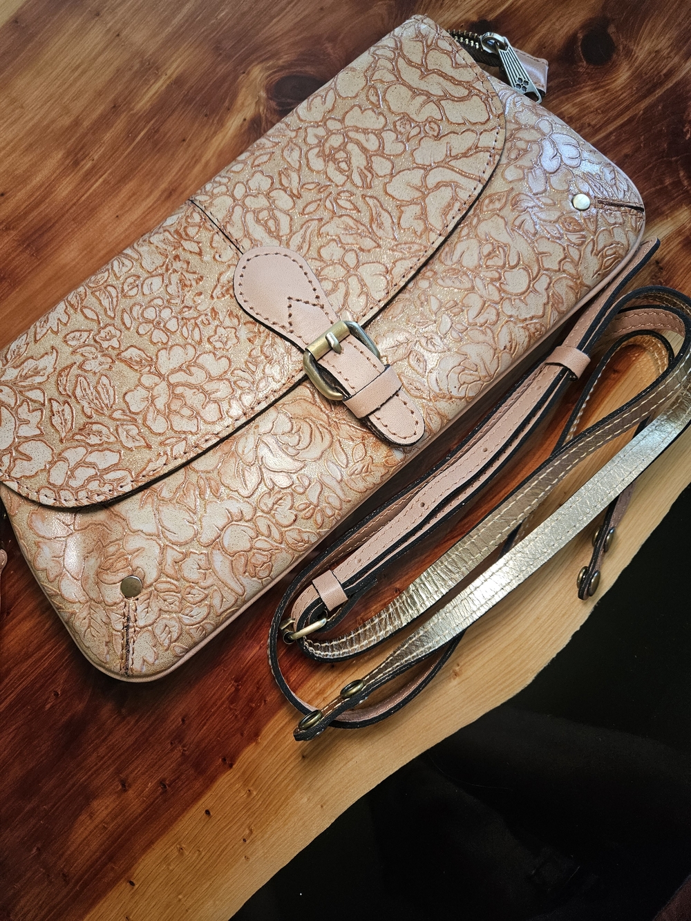 Patricia Nash Dusty Rose Floral Embossed Leather Crossbody Clutch Wallet Wristle